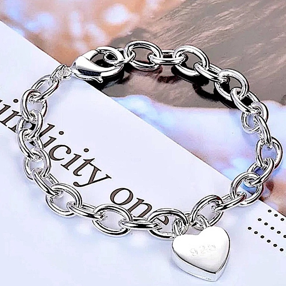 Sterling Silver Heart Lock Chain Link Bracelet - Picture 2 of 2